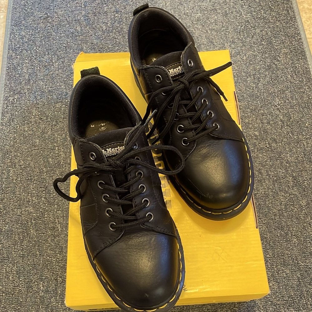 Dr Martens AirWair black men’s size 8